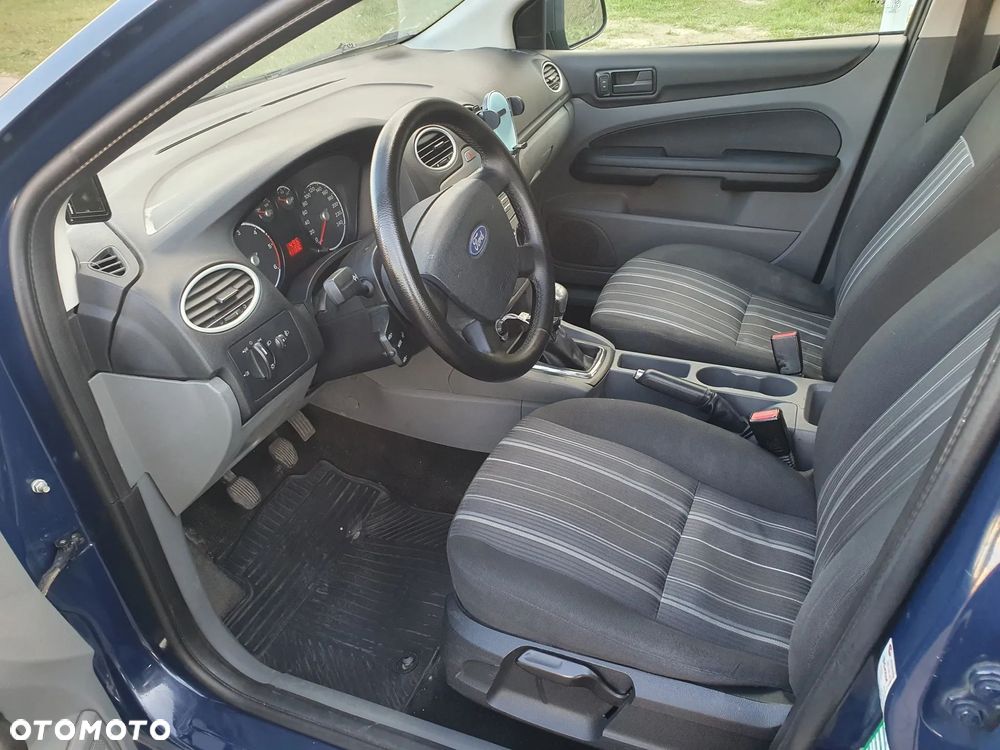 Ford Focus 1.6 TDCi Trend - 12