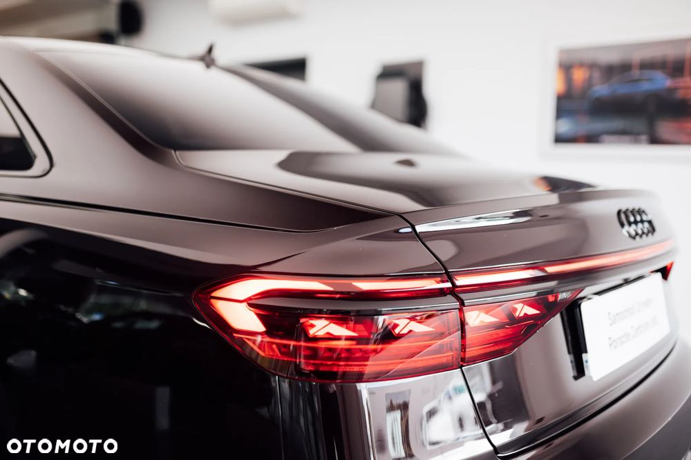 Audi S8 - 16