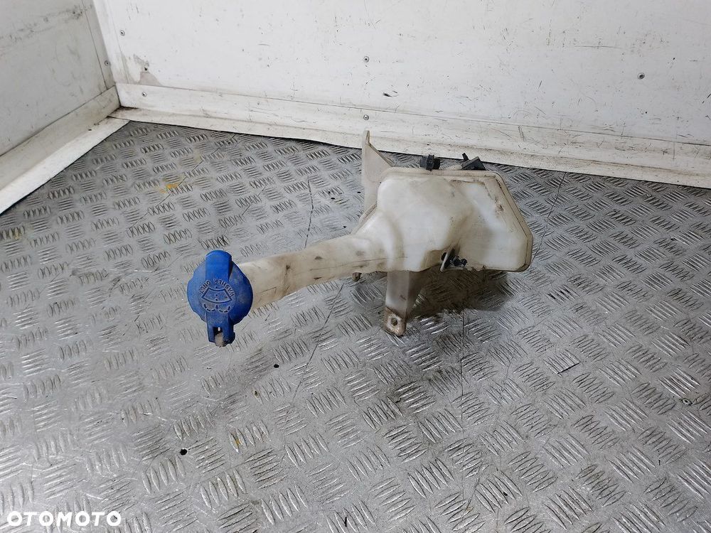 ZBIORNIK SPRYSKIWACZY HYUNDAI I20 I 1.4 16V - 3