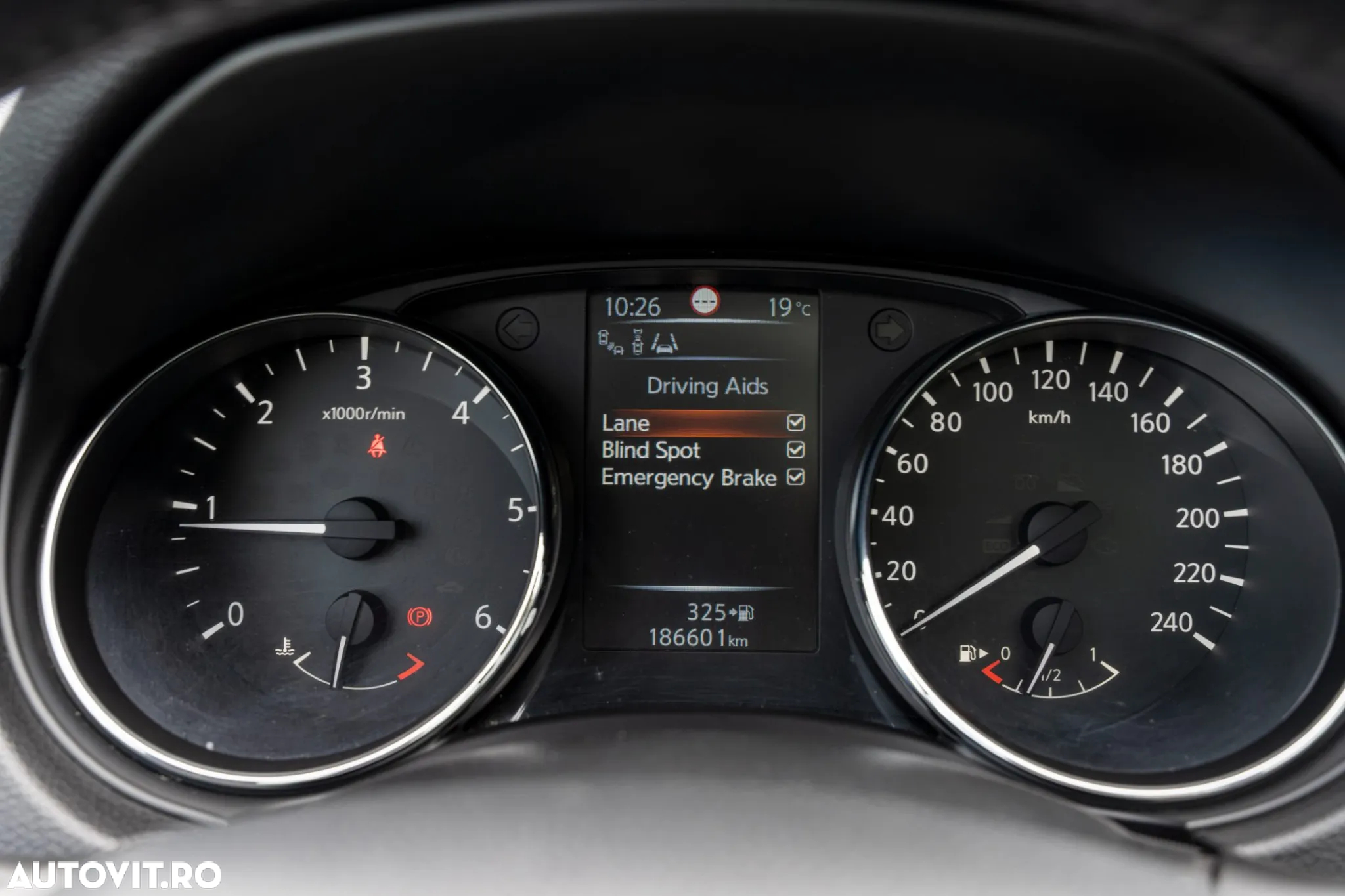 Nissan Qashqai 1.6 DCI TEKNA+ - 26