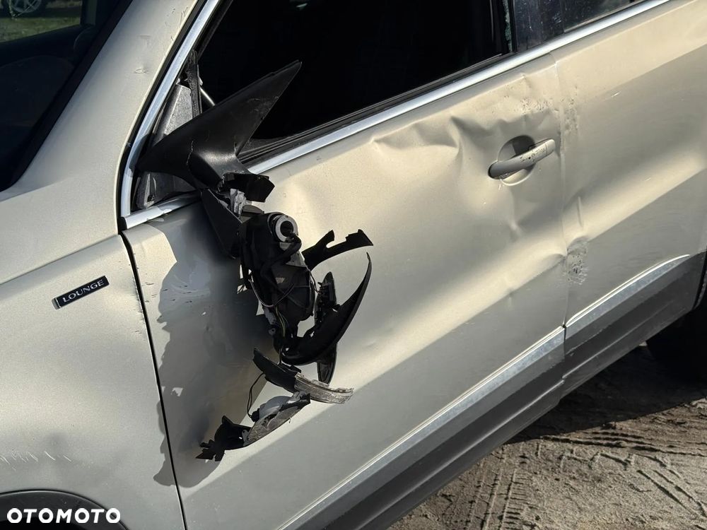 Volkswagen Tiguan - 6