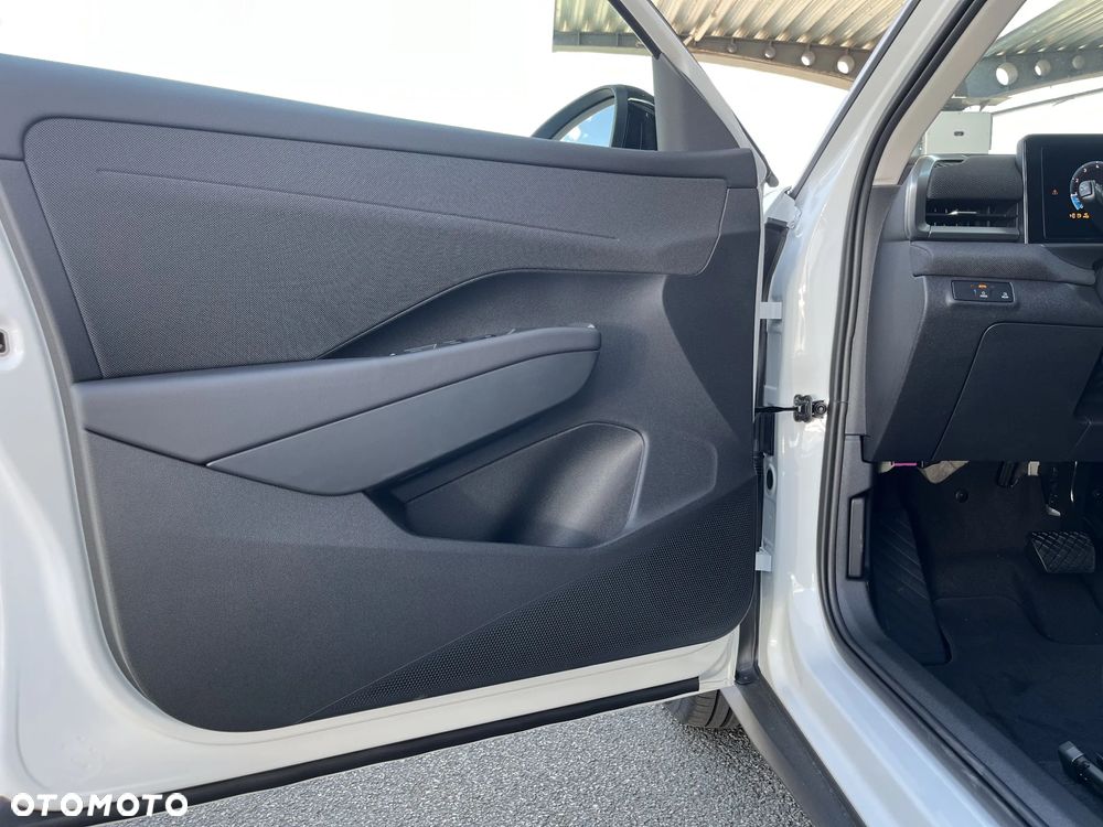 Volkswagen T-Roc 1.5 eTSI Life DSG - 11