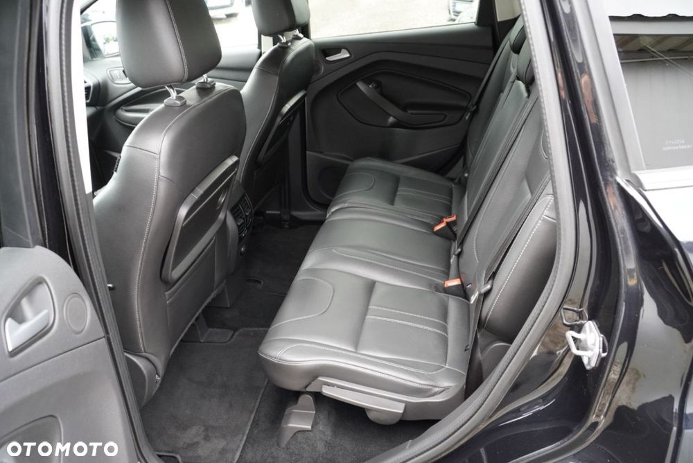 Ford Kuga 2.0 TDCi 2x4 ST-Line - 8