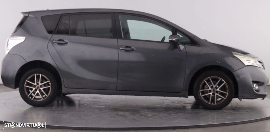 Toyota Verso 1.6 D-4D Comfort+GPS - 2