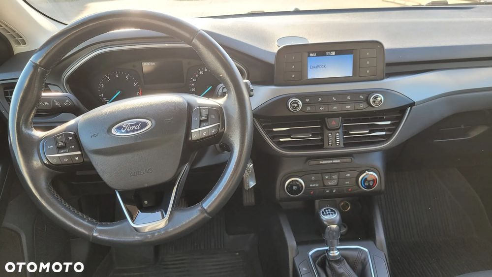 Ford Focus 1.0 EcoBoost Trend Edition - 8