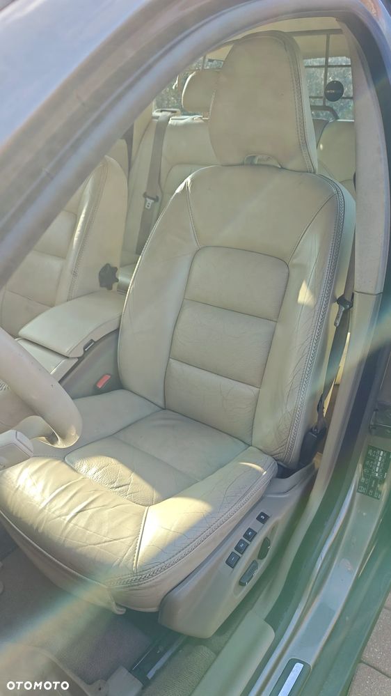 Volvo XC 70 - 12