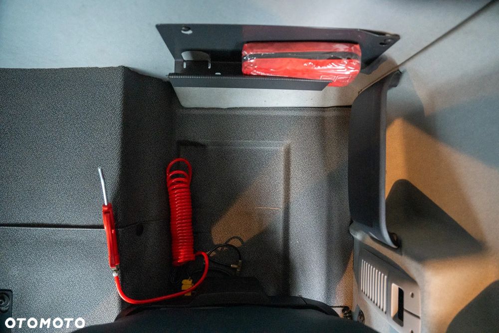 Volvo FL 240 4x2 - 19