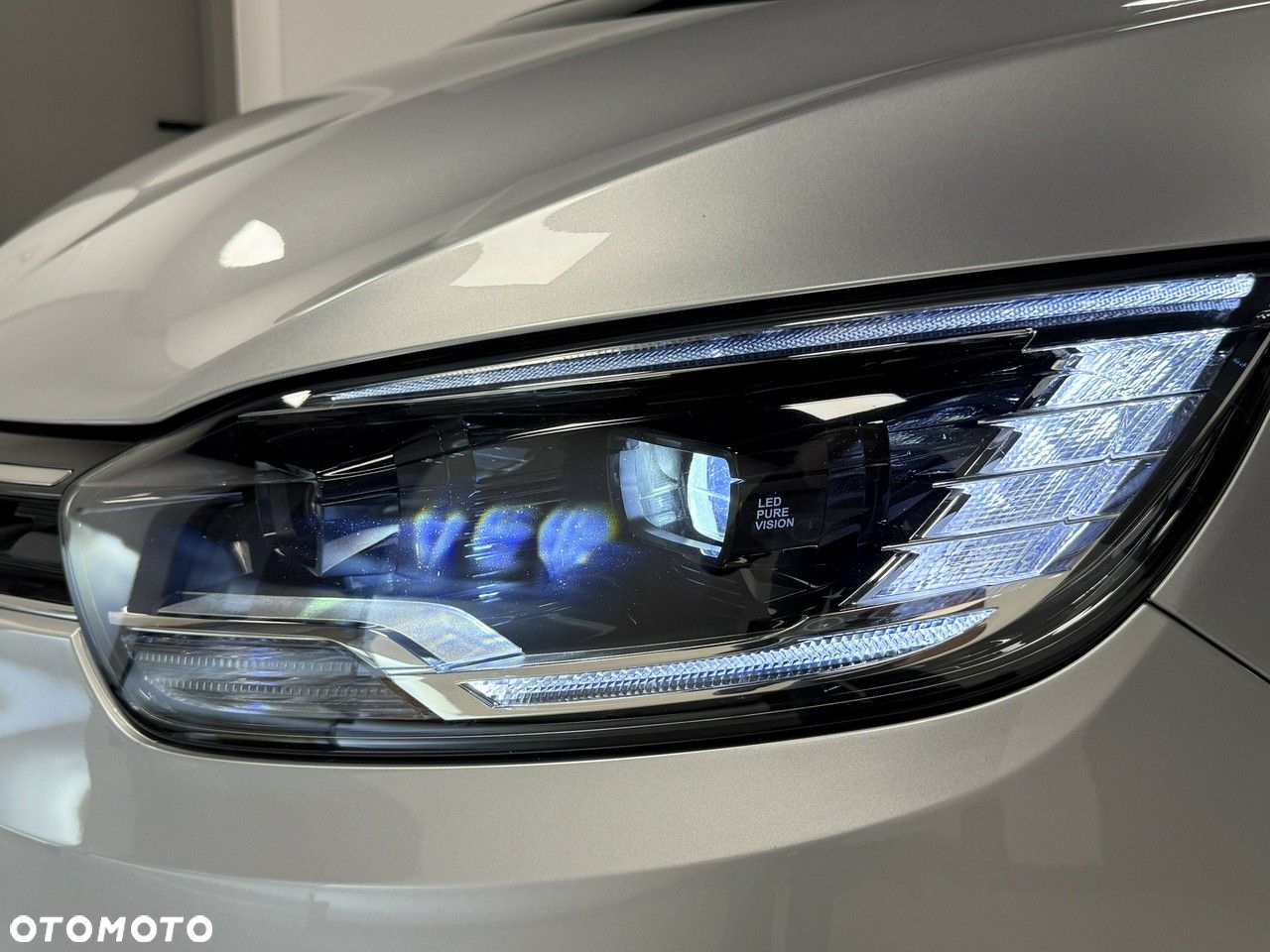 Renault Scenic - 9