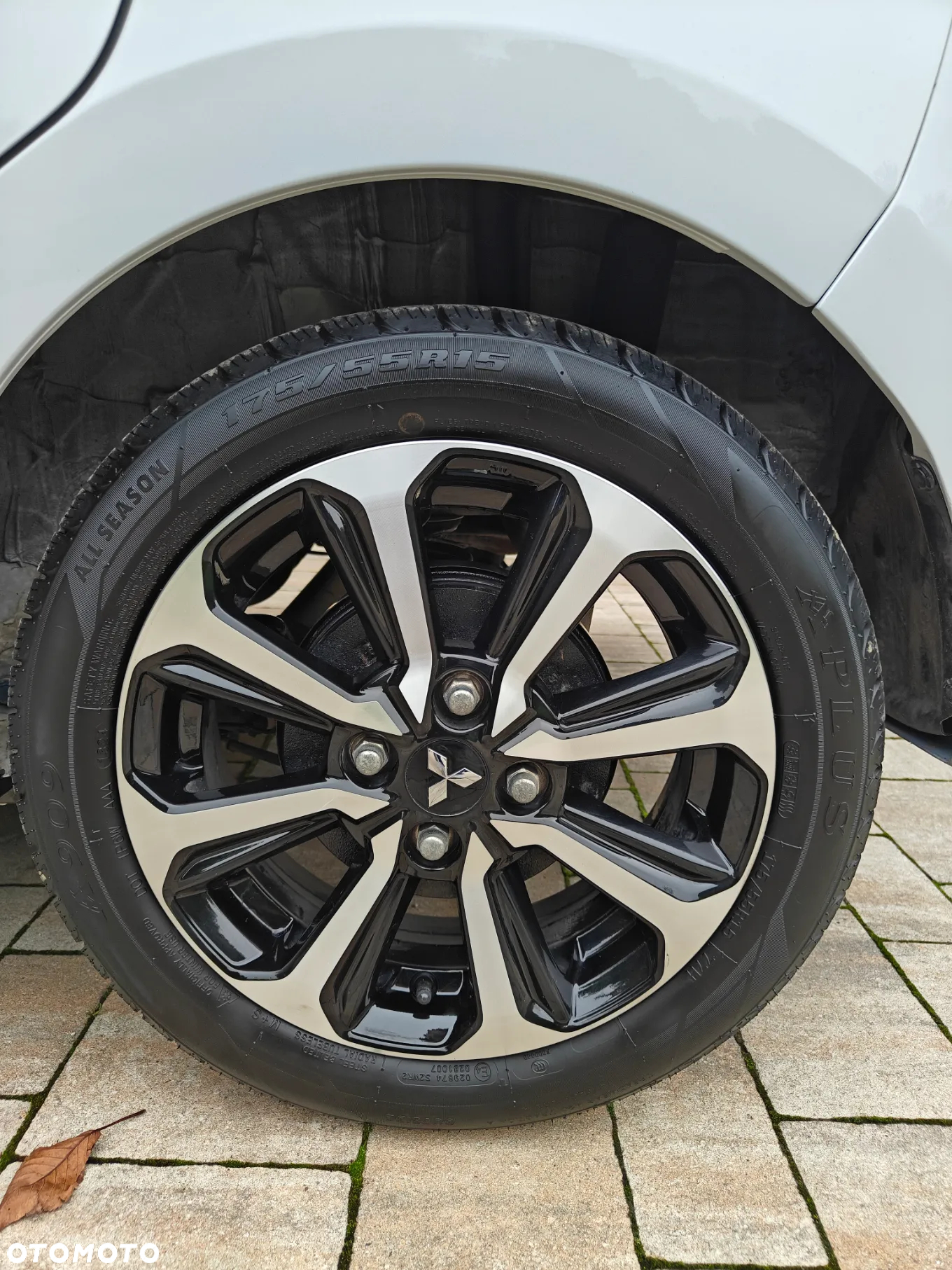 Mitsubishi Space Star AS&G 1.2 CVT Top - 13