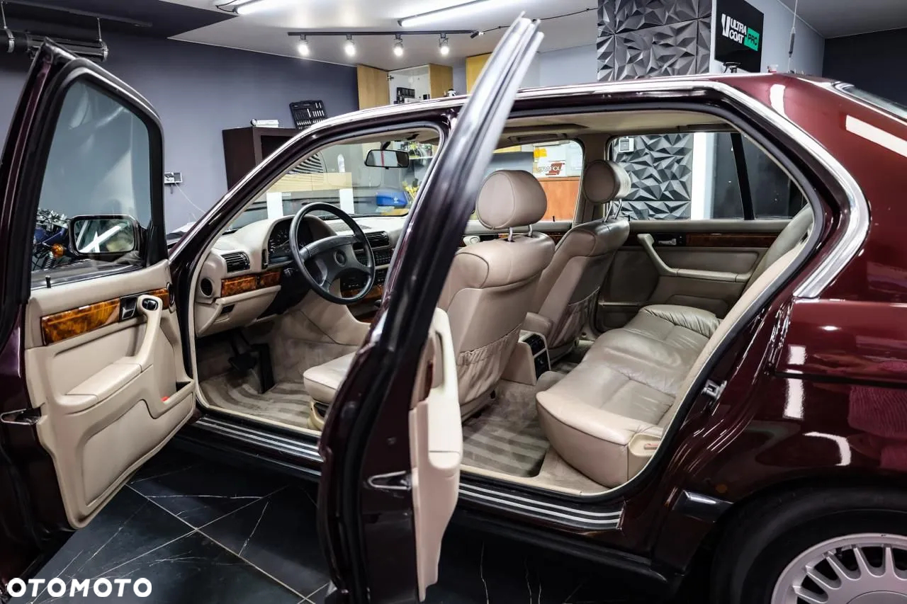 BMW Seria 7 - 8