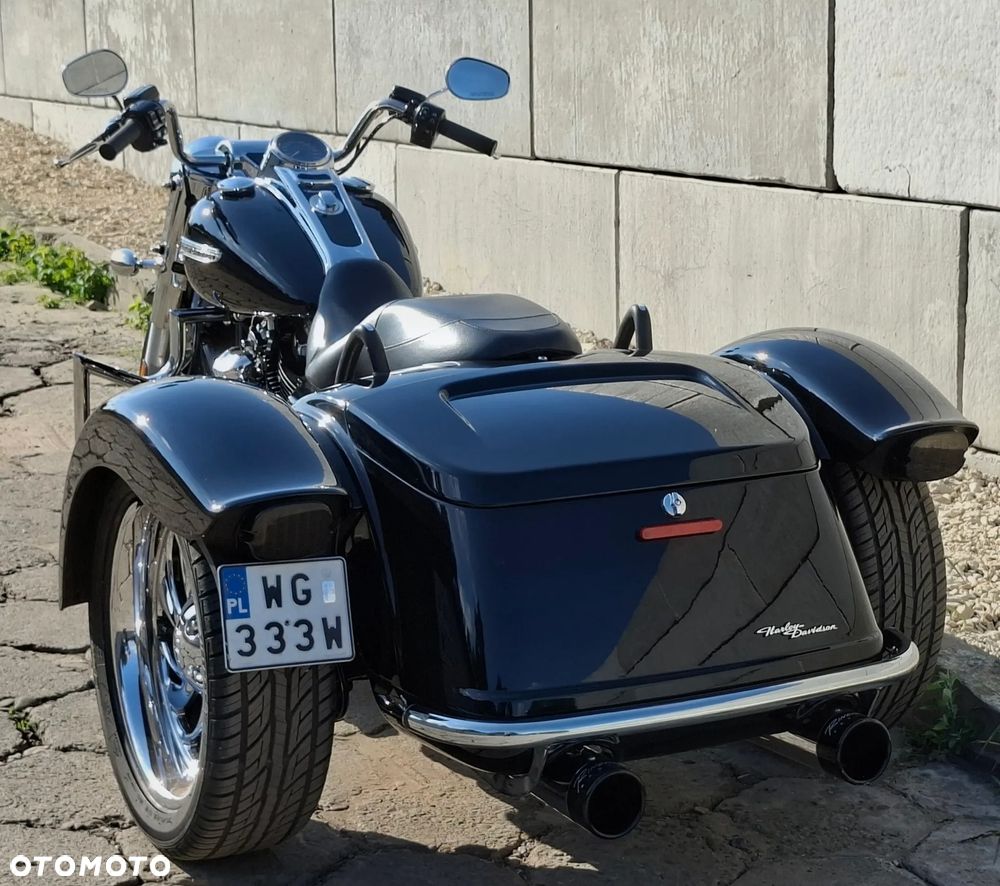 Harley-Davidson Trike Freewheeler - 17