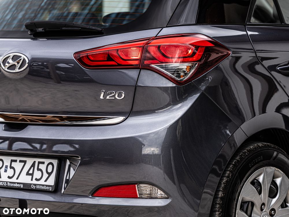 Hyundai i20 - 21