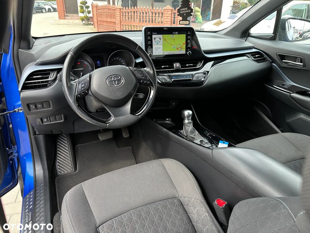 Toyota C-HR - 7