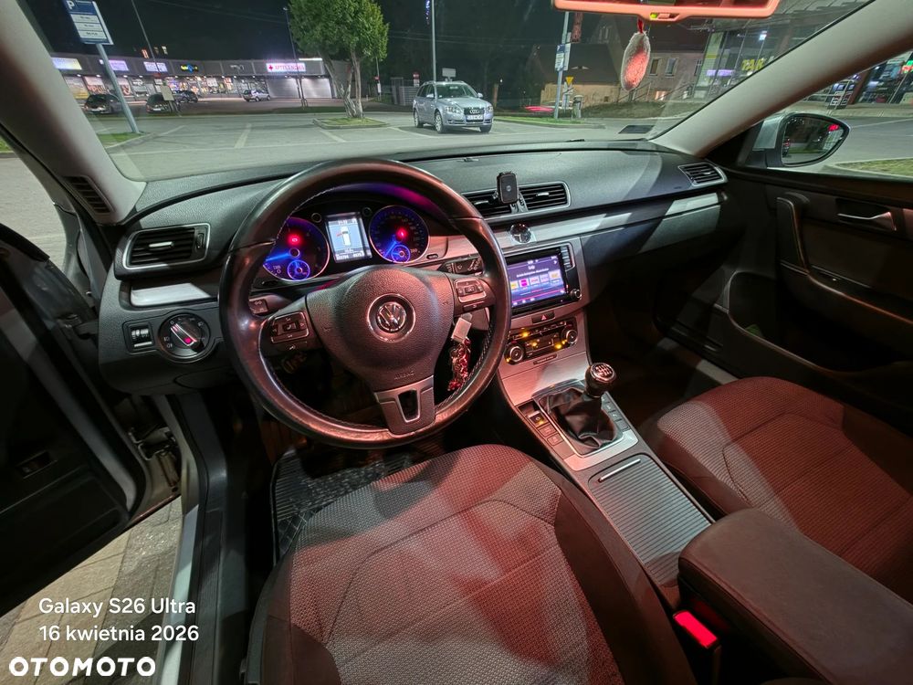 Volkswagen Passat 2.0 TDI DPF Comfortline - 10