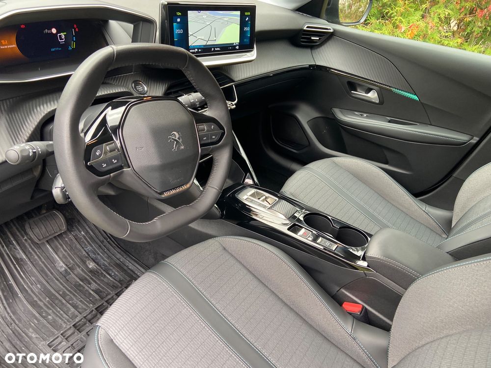 Peugeot 208 e-208 50kWh Allure - 8