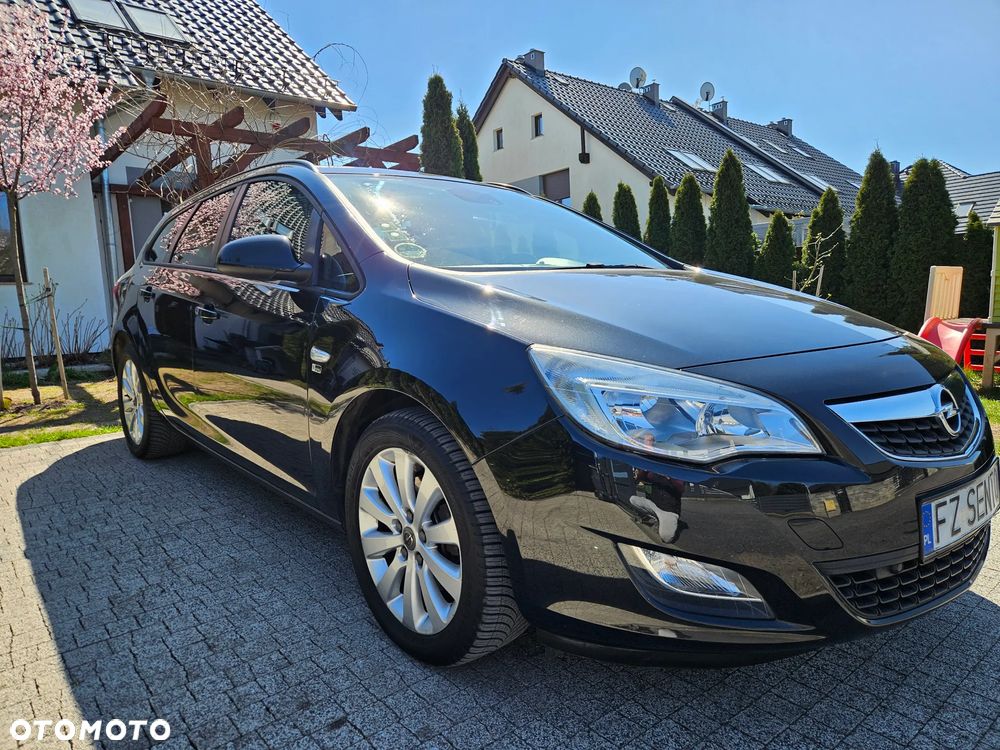 Opel Astra 1.7 CDTI DPF 150 Jahre - 3
