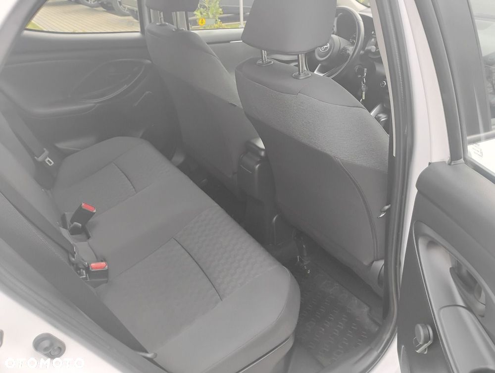 Toyota Yaris Hybrid 1.5 Comfort - 17