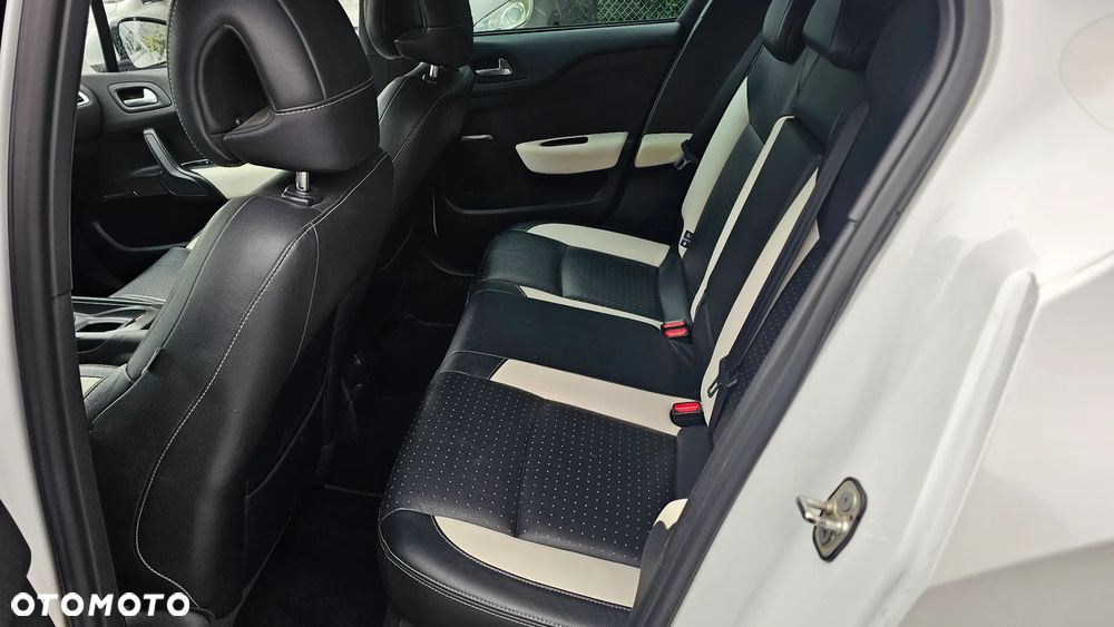 Citroën DS4 2.0 HDi Pure Pearl - 17