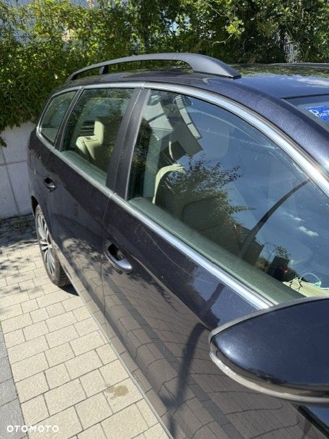 Volkswagen Passat 2.0 TDI Comfortline DSG - 9