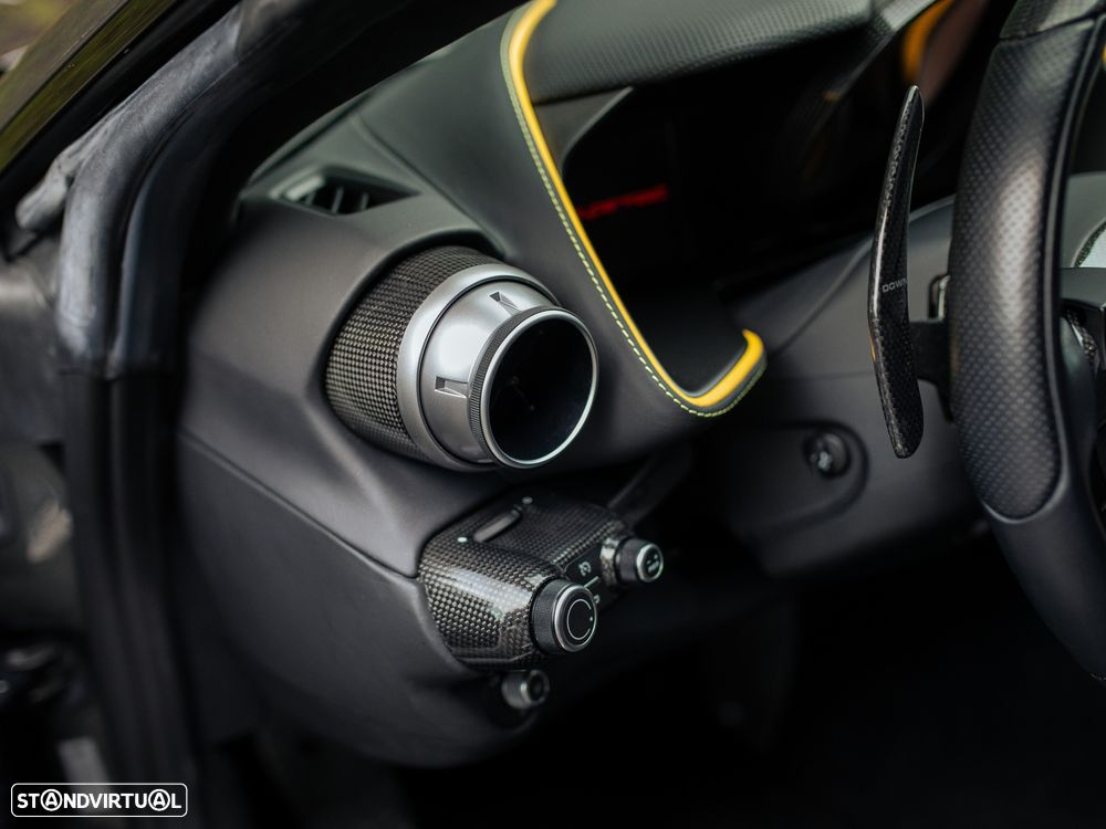 Ferrari 812 Superfast Standard - 50