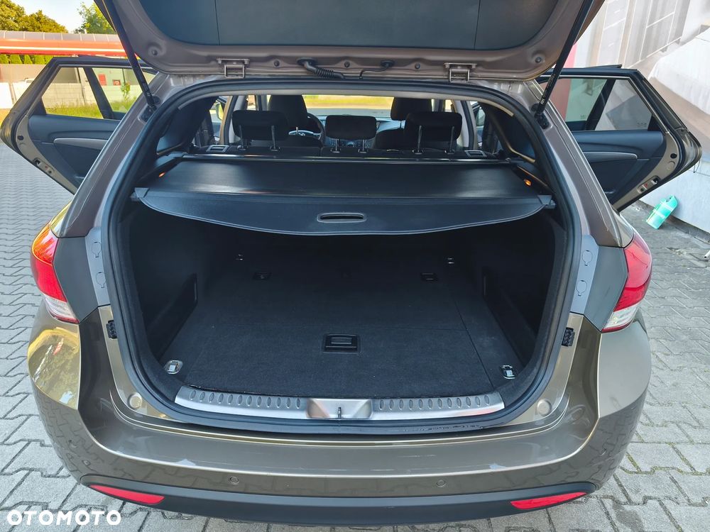 Hyundai i40 1.6 GDI Comfort - 31