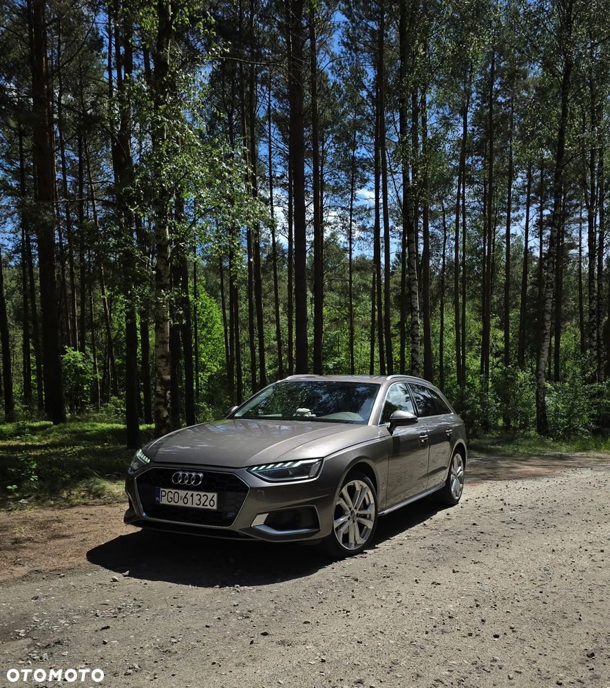 Audi A4 Avant 40 TDI S tronic - 1
