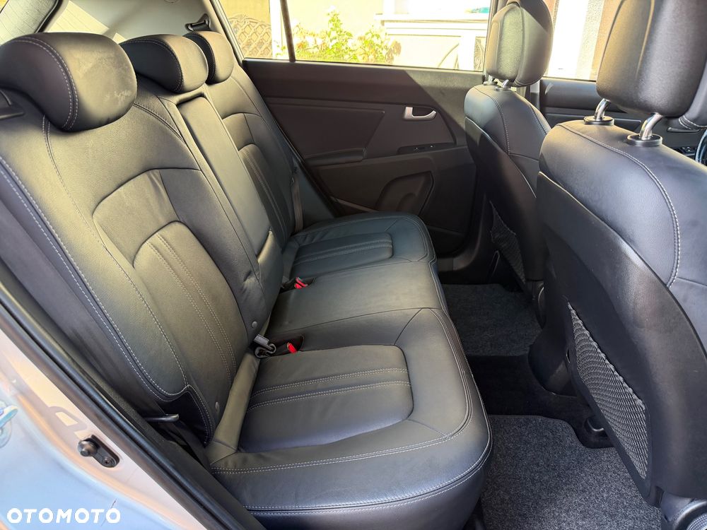 Kia Sportage 1.7 CRDI 2WD Dream-Team Edition - 15