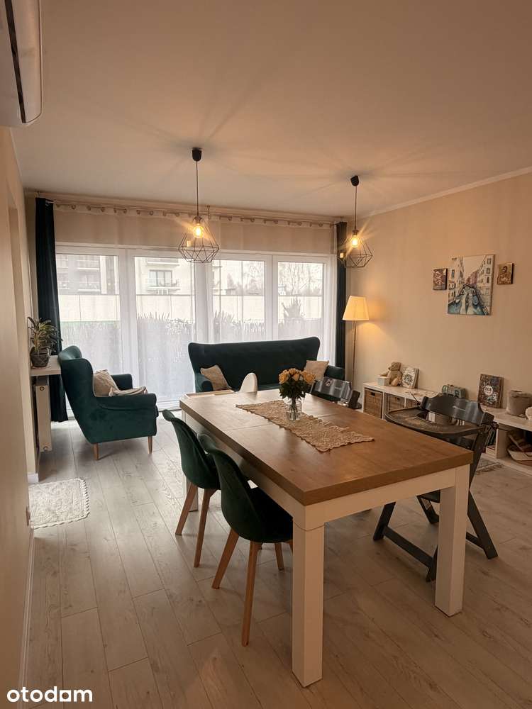 Mieszkanie, 86 m², Częstochowa