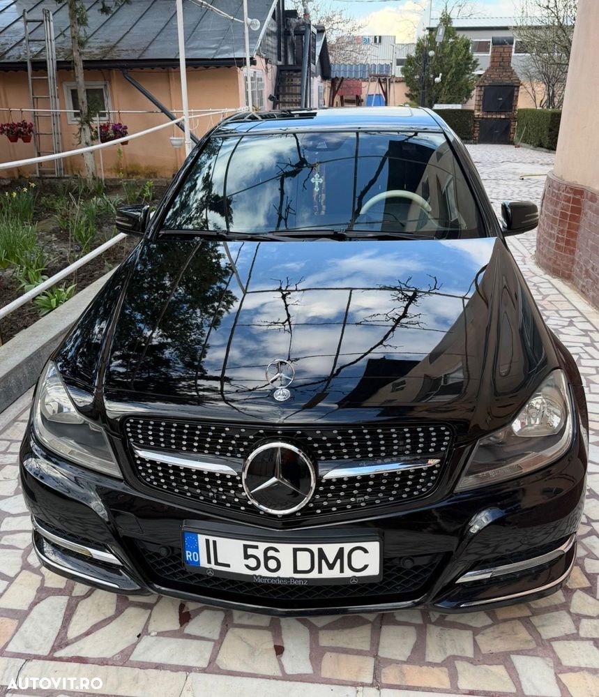 Mercedes-Benz C - 8