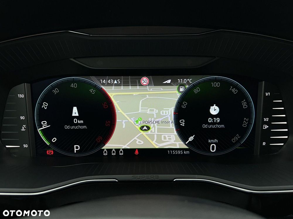 Skoda Superb 2.0 TDI SCR L&K DSG - 17