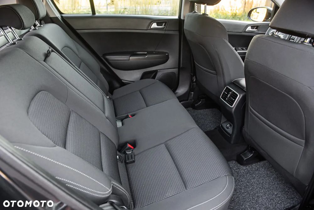 Kia Sportage 1.6 GDI Business Line 2WD - 29