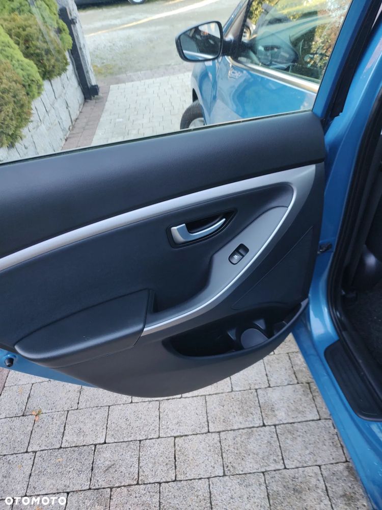 Hyundai i30 12-15 - 16