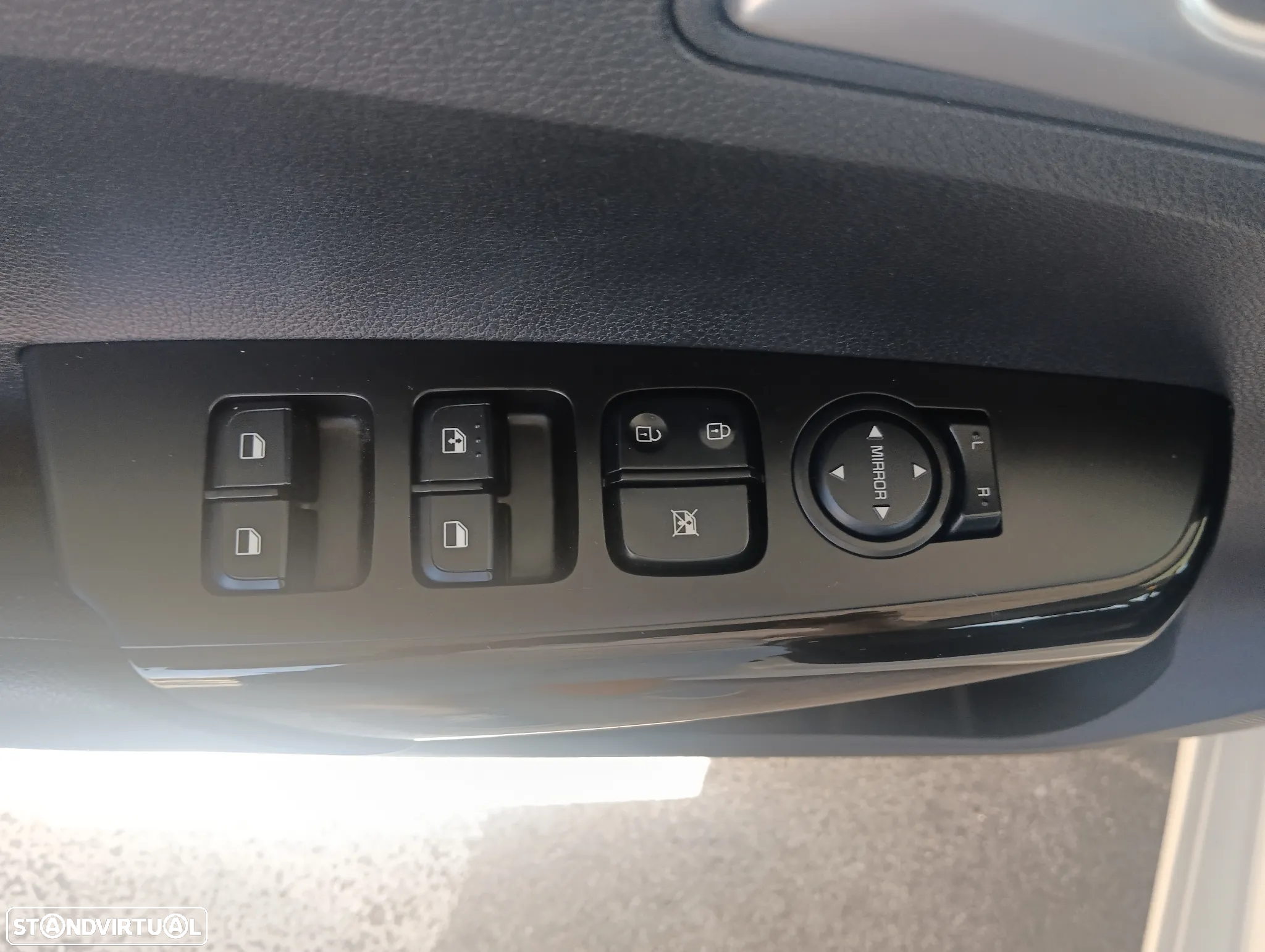 Kia Picanto 1.0 CVVT X-Line 4AT - 6