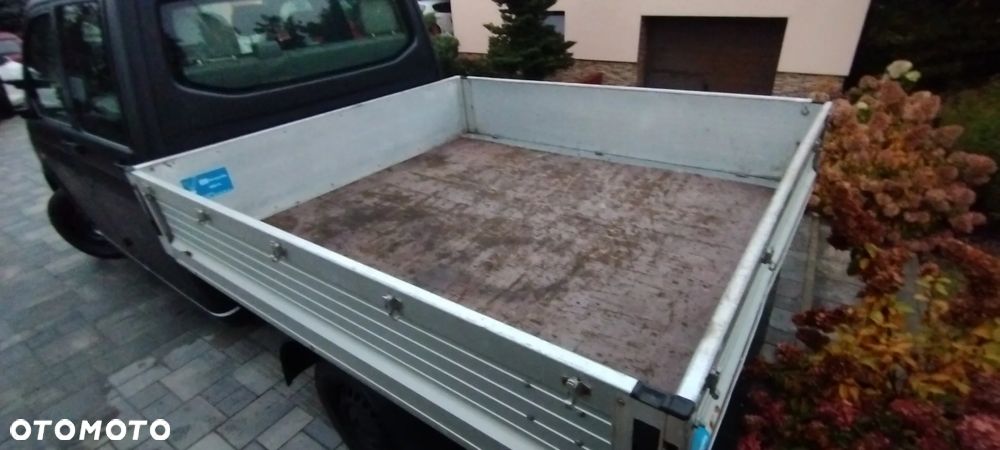 Volkswagen T5 - 5
