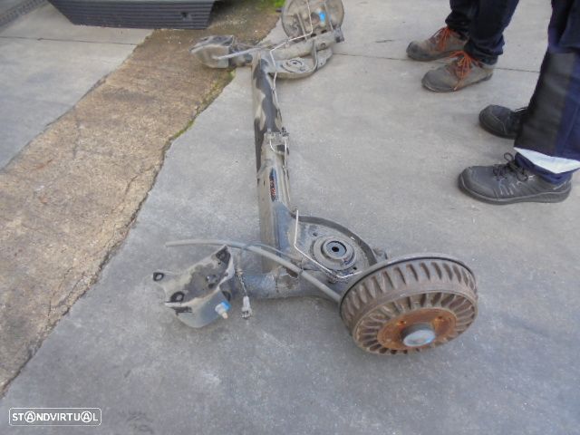 Eixo Eix663 DACIA LOGAN 2 MCV FASE 1 2013 1.2I 75CV 5P BRANCA TRAS CUBOS COMPLETO - 2