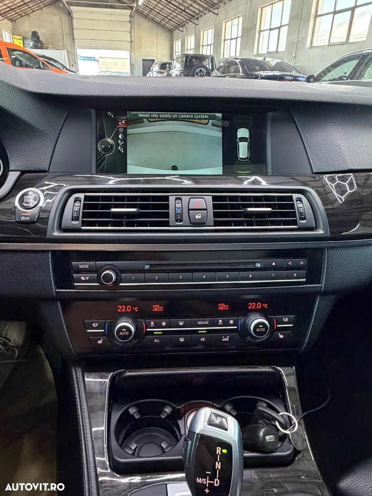 BMW Seria 5 525d xDrive Sport-Aut. - 15