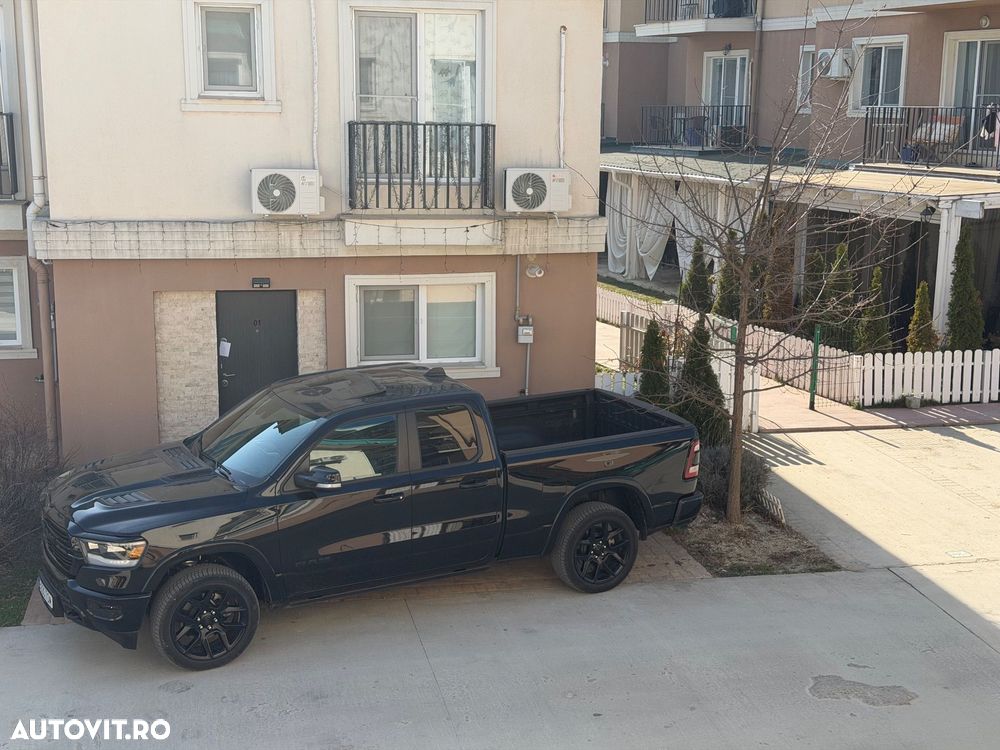 Dodge RAM - 1