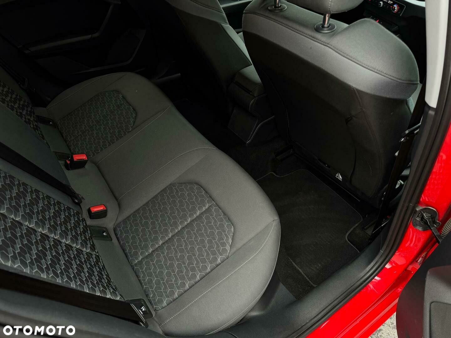 Audi A1 35 TFSI Advanced S tronic - 13