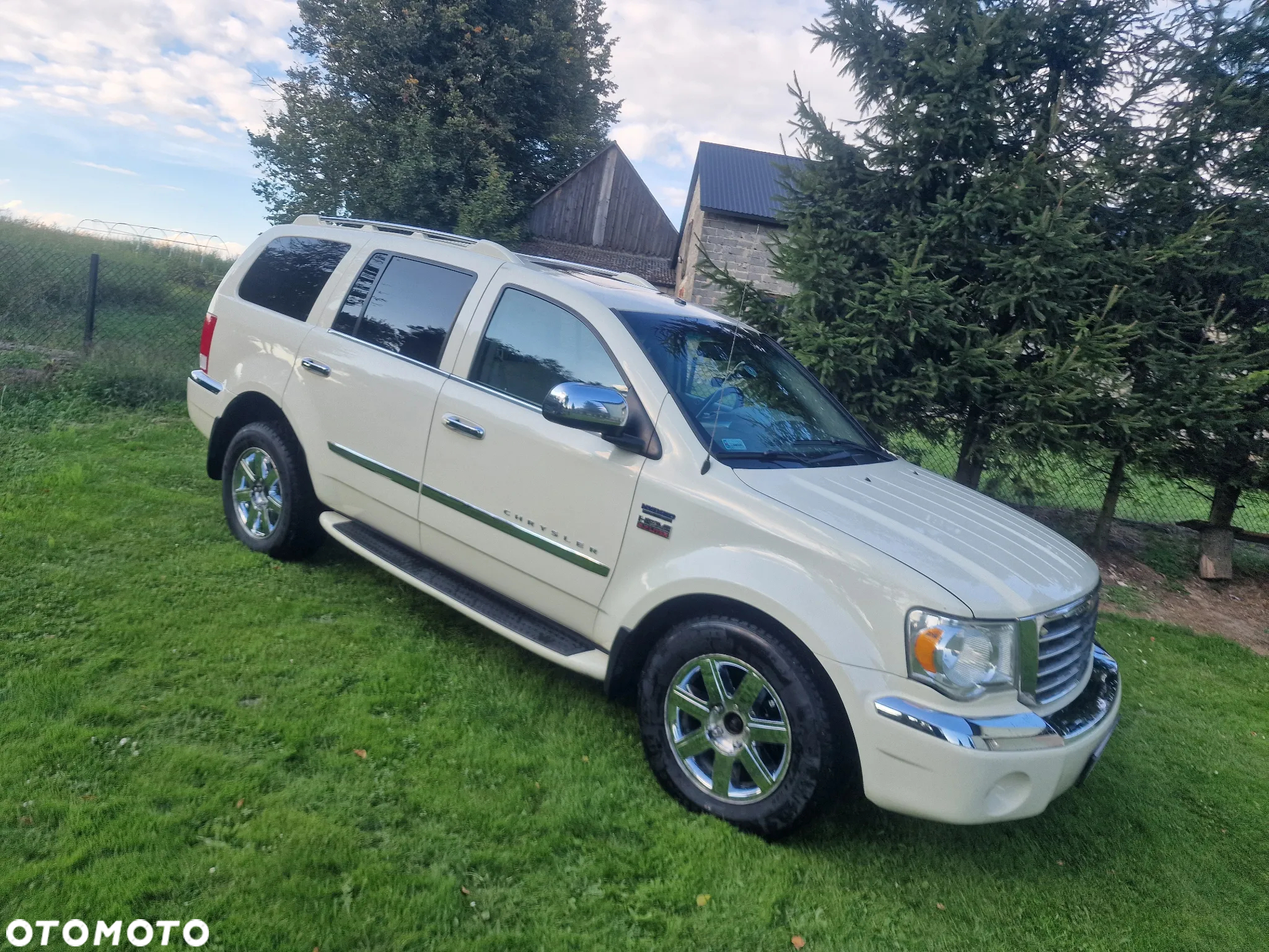 Chrysler Aspen 5.7 Hybrid Limited AWD - 9