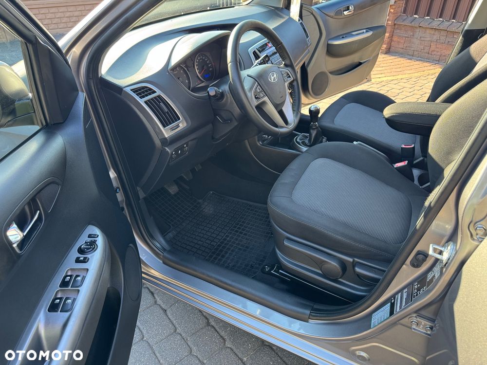 Hyundai i20 1.25 Comfort - 9