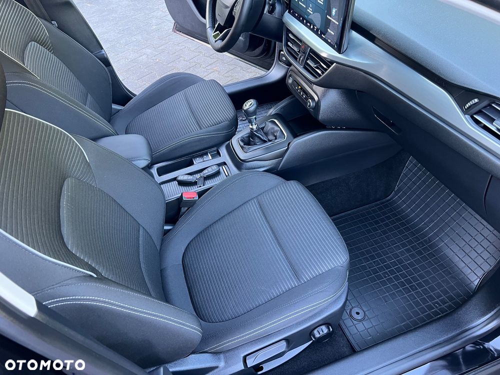 Ford Focus 1.0 EcoBoost Titanium Style - 29