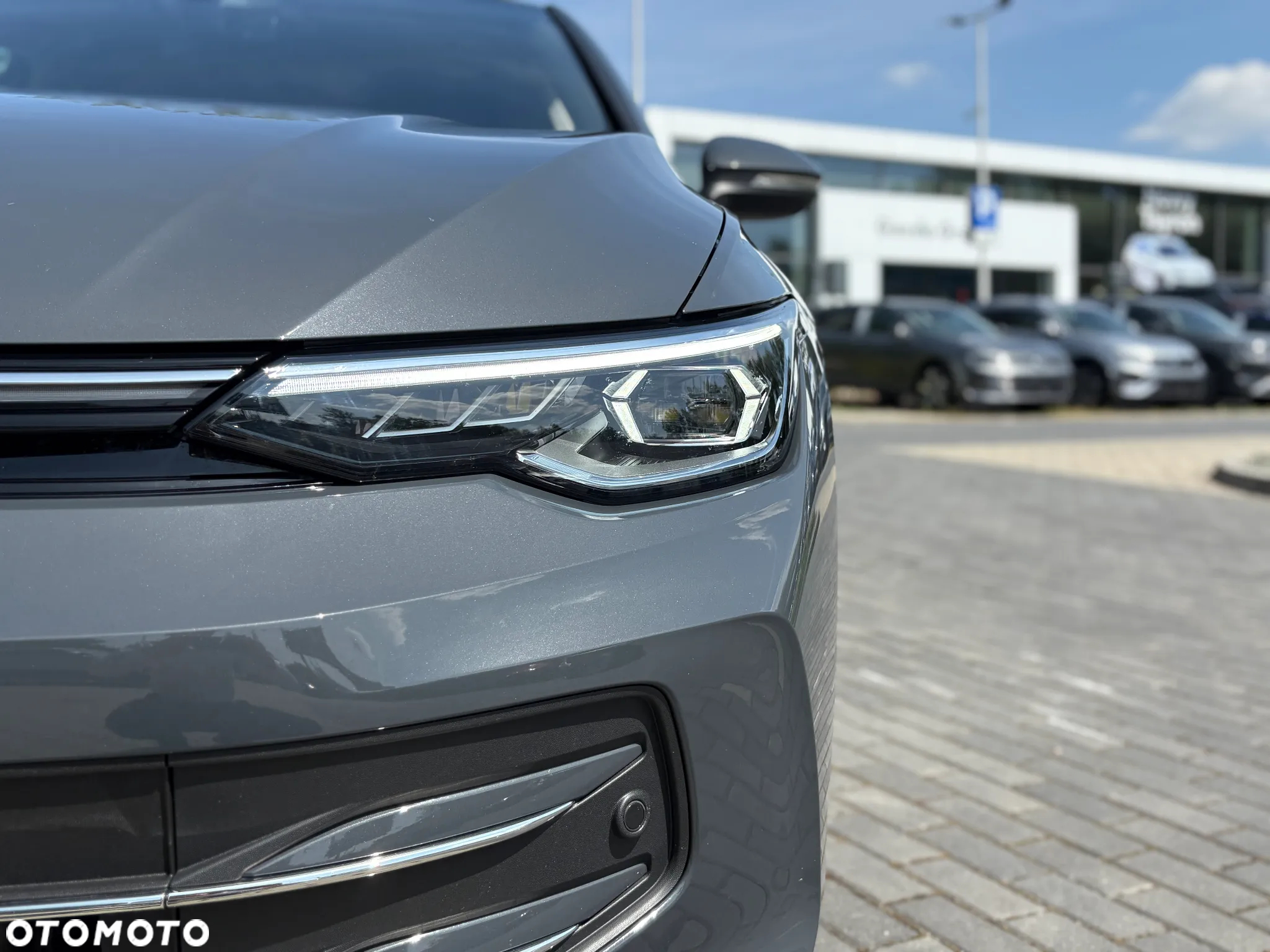 Volkswagen Golf VIII 1.5 eTSI mHEV Style DSG - 13