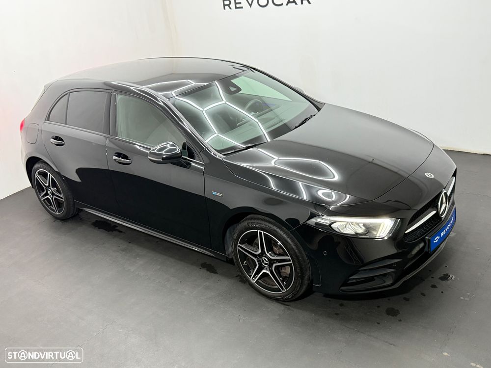 Mercedes-Benz A 250 e AMG Line - 40