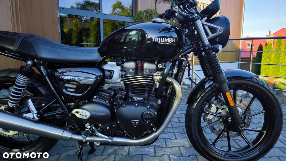 Triumph Street Twin - 14