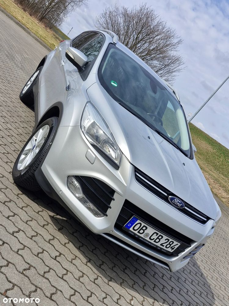 Ford Kuga 2.0 TDCi 4x4 Titanium - 38