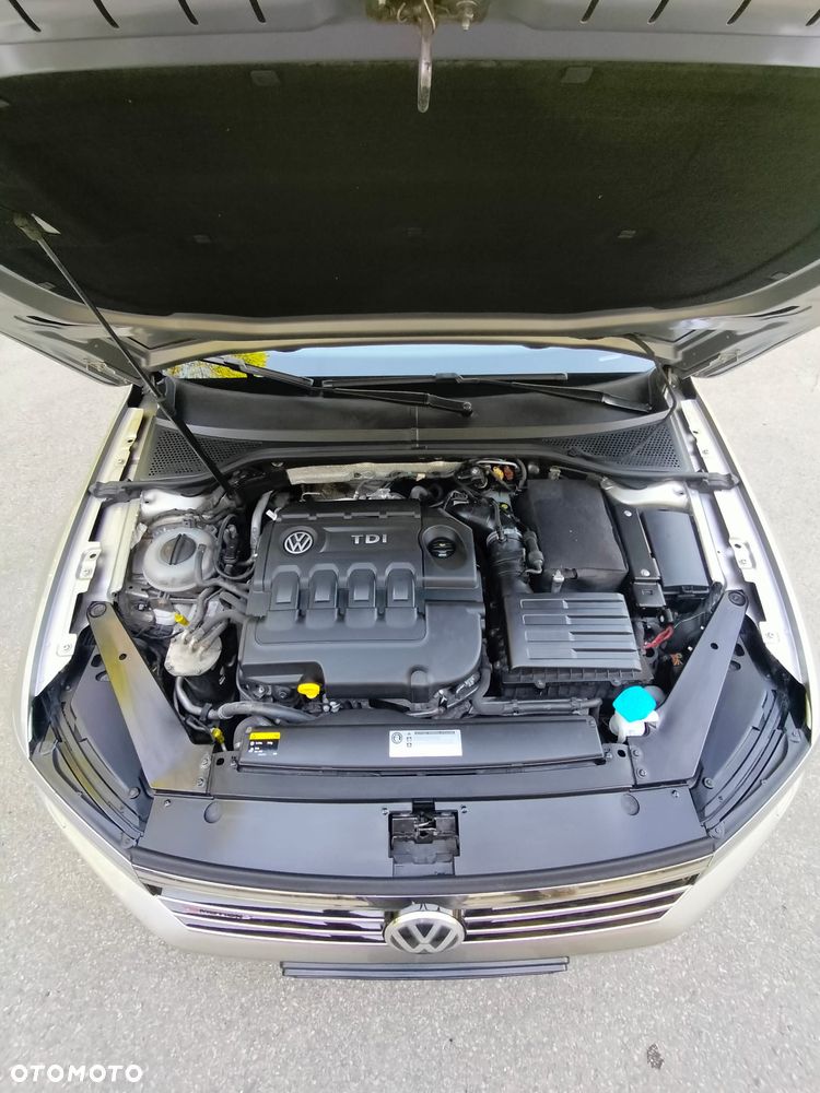 Volkswagen Passat 2.0 TDI BMT 4Mot Highline - 10