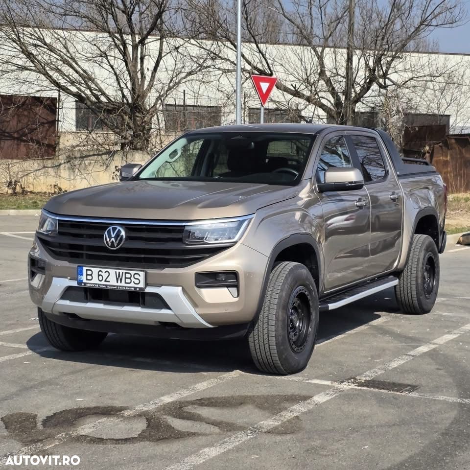 Volkswagen Amarok 2.0 TDI 205 CP 4M 10AT Life - 9