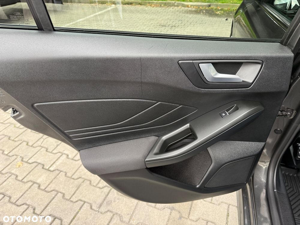 Ford Focus 1.5 EcoBoost Start-Stopp-System ST-LINE - 16