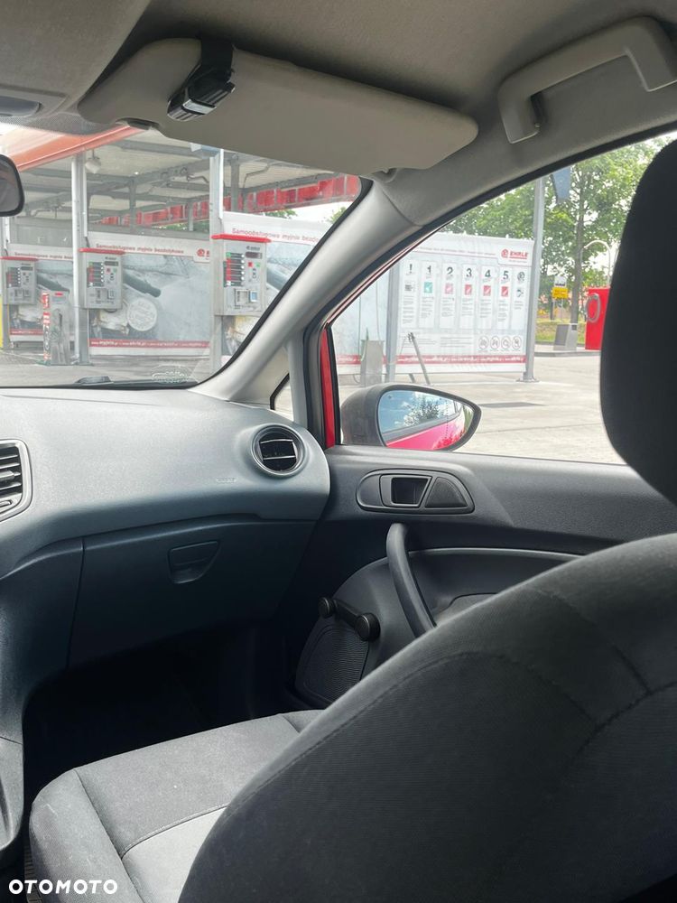 Ford Fiesta 1.25 Ambiente - 9
