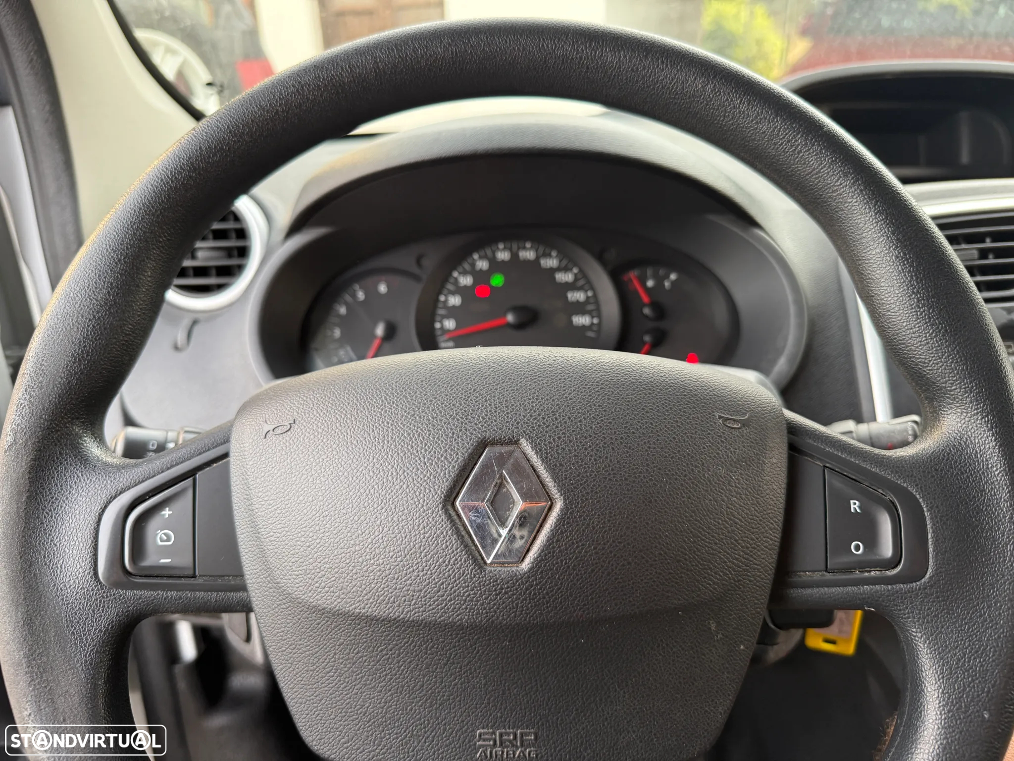 Renault 1.5 DCI 75HP ENERGY S/S BUSINESS 3L - 25